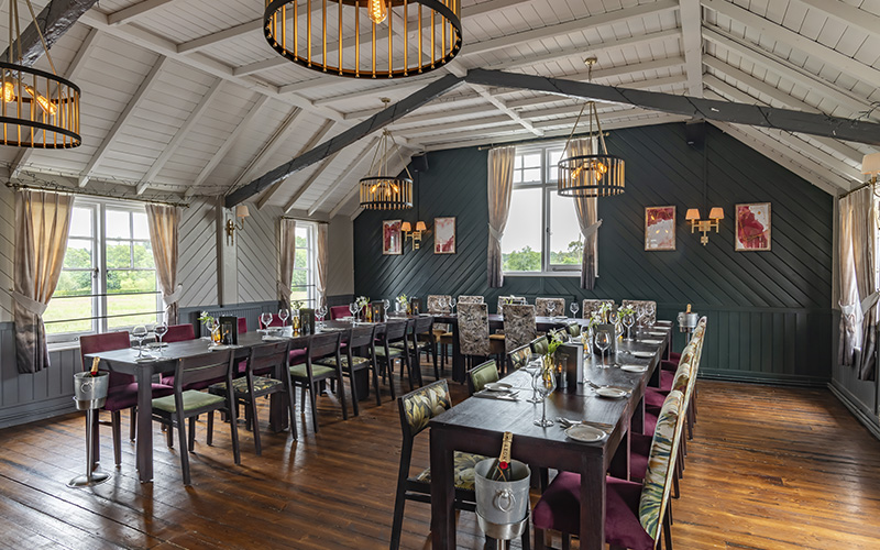 pcp-2024-secondaryspaces-thebellgodstone-privatedining-img-01.jpg